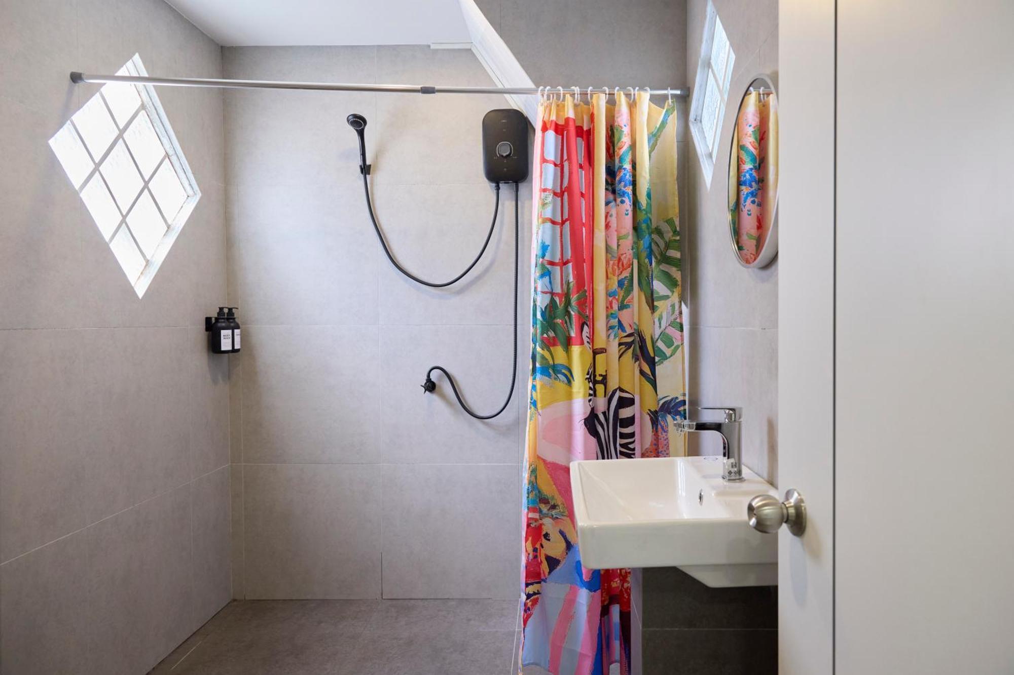 Ferienhaus Cozy&modern 6-br Home, 14pax - Central, 5mins Bts Bangkok