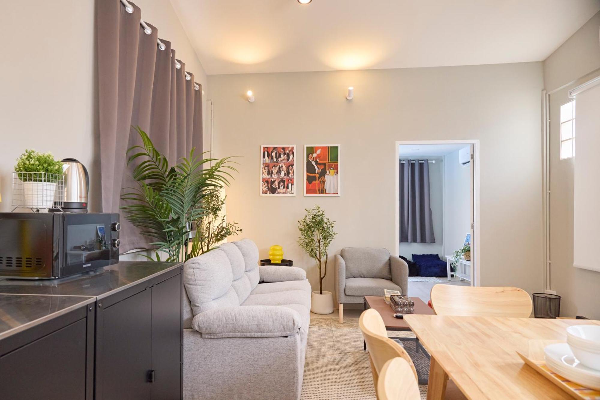 Cozy&modern 6-br Home, 14pax - Central, 5mins Bts Ferienhaus *